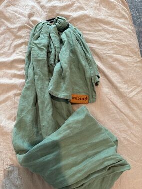 WildBird Sage Green Linen-Feel Ring Sling